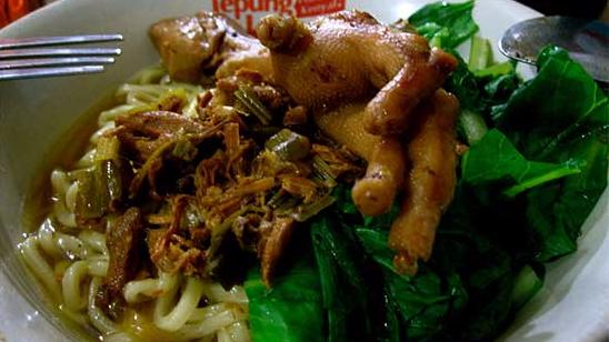 Mi Ayam Ceker Di Kang Isol Wong Solo, Kanigaran