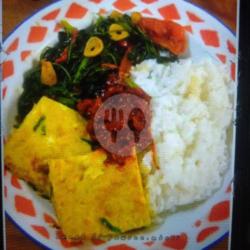 Paket Kenyang Nasi Telor,sayur Tumis,sambal