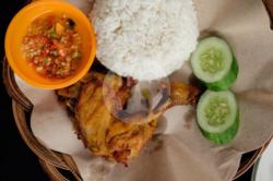 Ayam Goreng Oshin   Sambal Juara