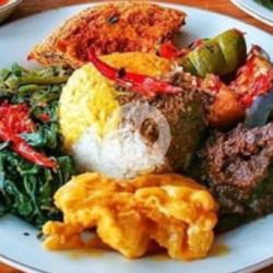 Paket Ayam Bakar   Rendang   Es Teh