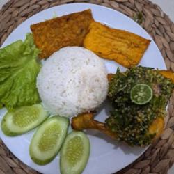 Nasi Ayam Paha Cabe Ijo