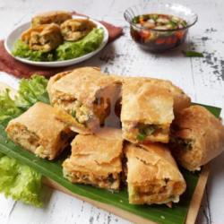 Martabak Daging Sapi Sedang