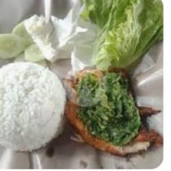 Ayam Penyet Nasi Cabe Ijo  Teh Manis Dingin