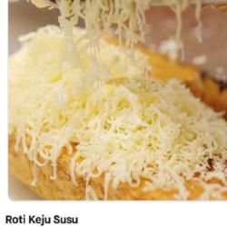 Roti Jhon Monster Keju Susu