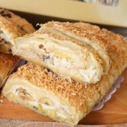 Strudel Pisang Keju