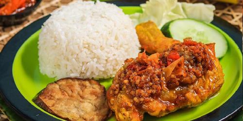 Ayam Geprek BangSur, Medan Petisah