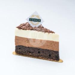 Brownie Hazelnut Cake - Slice