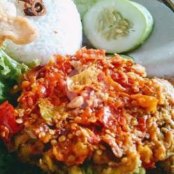 Ayam Geprek Sambal Merah Pedas   Nasi