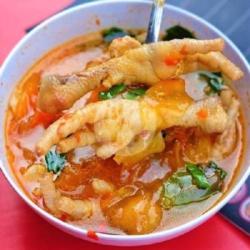 Seblak Ceker Bakso Sosis Kwetiau