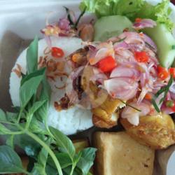 Nasi Ayam Penyet Sambal Matah