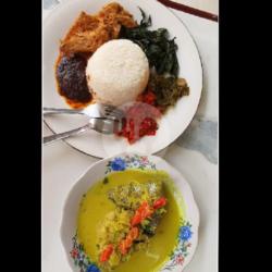 Nasi Gulai Tongkol