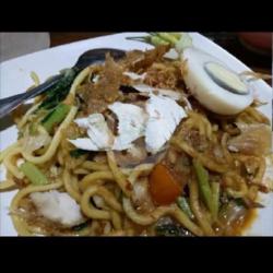 Mie Kluntung Goreng