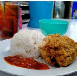 Ayam Goreng Crispy   Nasi