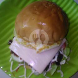 Burger Kebab Extra Keju   Telor