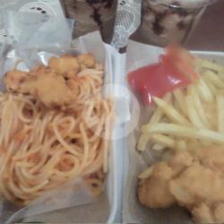 Kentang Goreng Dan Ayam Fillet
