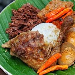 Nasi Gudeg Sambal Goreng   Telur Coklat