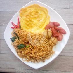 Mie Telor Bakso Sosis Goreng