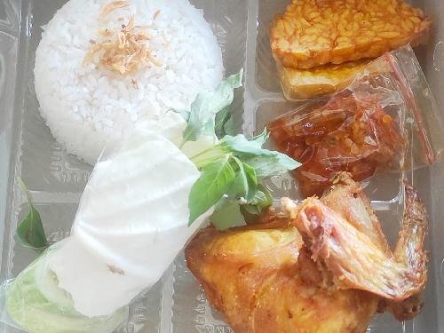 Pecel Lele Ayam Sambal Biadab "WTS", Jl. Damai Raya