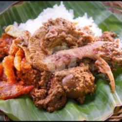 Nasi Gudeg Krecek Kepala   Telur