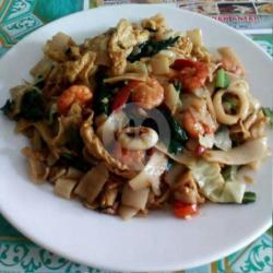 Kwitiaw Goreng Seafood