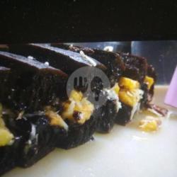 Martabak Manis Blackforest Pisang