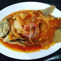 Ikan Bawal Goreng Mentega