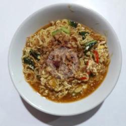 Mie Nyemek Sosis Bakso Sapi