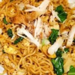Mie Goreng Kuning Digoreng Lembab   Ayam Suir