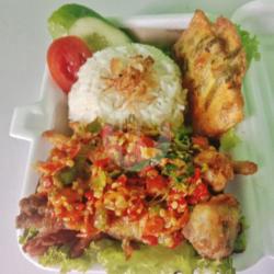 Nasi Ceker Petir   Telor