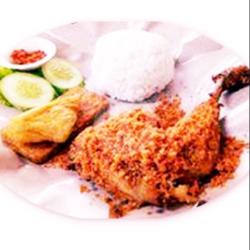 Ph 6 : Ayam Kremes Nasi   Es Sirup/nangka/limus/mangga/leci/sirsak