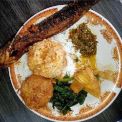 Nasi Campur Ikan Lele Goreng   Pergedel Kentang