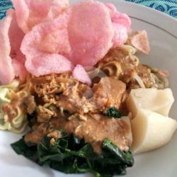 Lontong Pical Padang