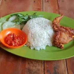 Paket Nasi Sayap Plus Es Teh