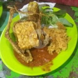 Bebek Nasi Uduk