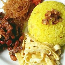 Nasi Kuning Biasa