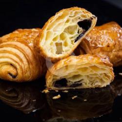 Pain Au Chocolat