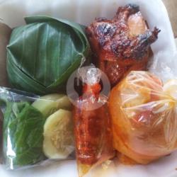 Paket Ayam Bakar Krecek Tahu Sambel Merah