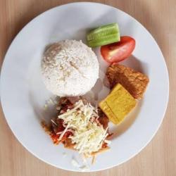 Nasi Ayam Dada/paha Atas Keju Tahu Tempe