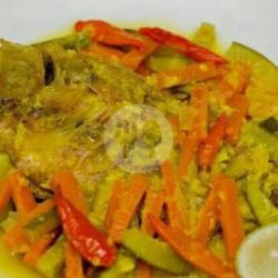 Ikan Kembung Acar Kuning