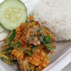 Nasi Ayam Remuk Sambal Kemangi