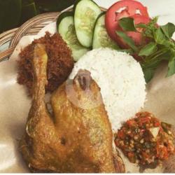 Nasi Bebek Goreng Laos