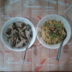 Pansit   Bakso Jumbo