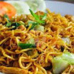 Mie Goreng Ati Ampela / Sosis / Bakso Ikan