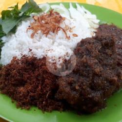 Nasi Bebek Rica Rica Serundeng