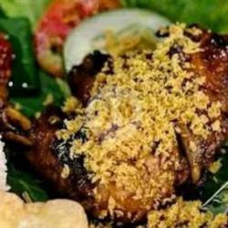 Bebek Bakar Kremes Lalapan Tempe Sambal Jontor