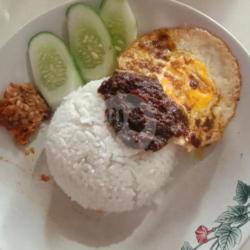 Nasi Telor Ceplok  Bumbu Hitam