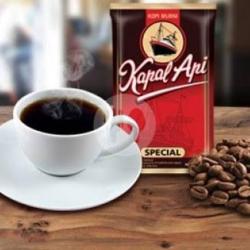 Kopi Kapal Api Merah/hitam