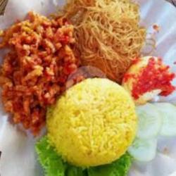 Nasi Kuning Telor Balado