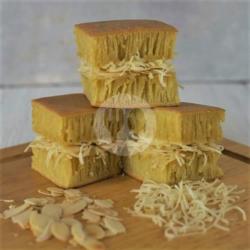 Martabak Almond Keju