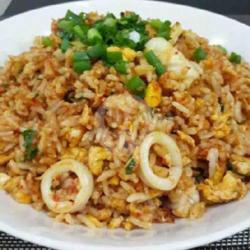 Nasi Goreng Seafood Cumi